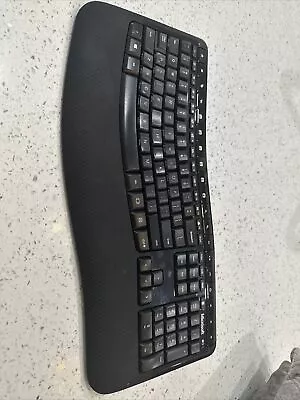 Microsoft Wireless Comfort Keyboard 5000 Model 1394 No Dongle FREE S/H • $26