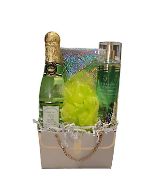 Mothers Day Lady Teens Gift Bubble Bath Mini Luxury Women Gift Basket Green • $20