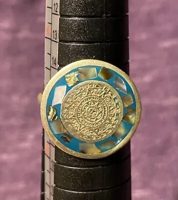 Vintage Mayan Calendar Ring Sz 7 US Unknown Metal Color Mother Of Pearl Stamped • $21.99