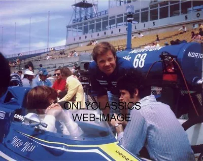 1974 INDY 500 PENSKE McLAREN DRIVER MIKE HISS CHATS MARK DONOHUE USAC 8X10 PHOTO • $14.41