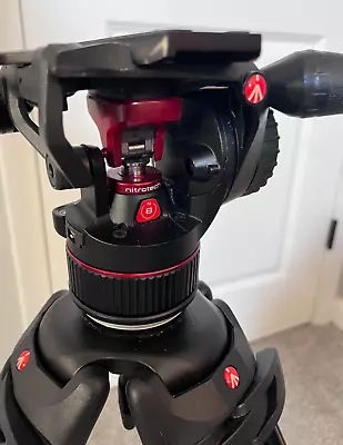 Manfrotto NITROTECH N8 VIDEO HEAD With ALUMINUM TRIPOD & GROUND SPREADER • $425