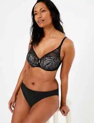 BNWT M&S Black Youthful Lift™ Non-Padded Wired Full Cup Bra           (ST07/497) • £9.99