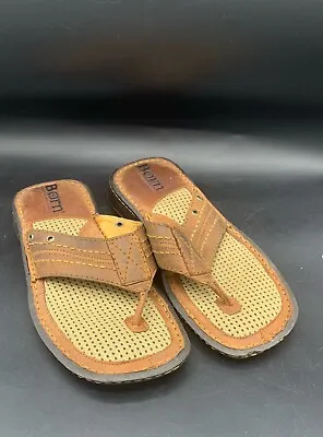 Born Comfortable Thong Sandals Flip Flop Leather Mens Size 8 Tan Shoes • $18