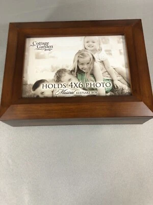 $24.99 • Buy Cottage Garden  You Are My Sunshine   Music Box