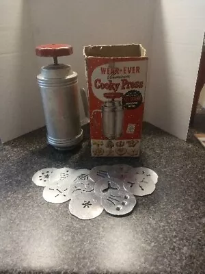 Vintage Wear-Ever No 3358 Aluminum Cookie Press W/ 12 Disks & Orig Box  • $15