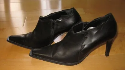 Vera Gomma Wms Blk Leather Western Style Ankle Boots 38 US 7.5 Italy • $49.99