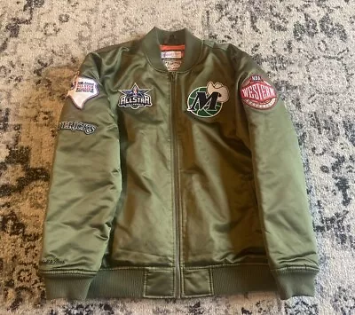 Mitchell & Ness 2010 All-Star Dallas Mavs Mens Large Satin Bomber Jacket Olives • $109.99