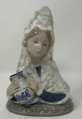 Vintage Lladro #5670 Valencia Woman Bust Lace Mantilla Pitcher Figurine MINT • $149.95