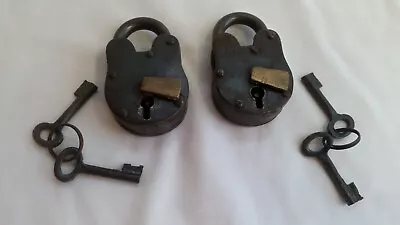 Nice Pair Of Cast Iron Steel Brass Gothic Medieval Dungeon Padlock's With Keys! • $29.99