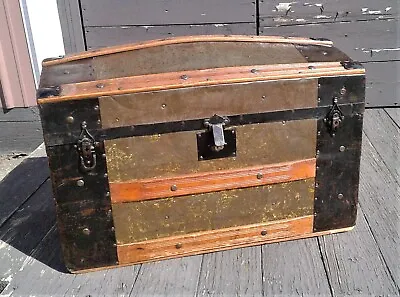 Antique Victorian Dome Top Steamer Trunk W Tray & Upper Compartment • $145