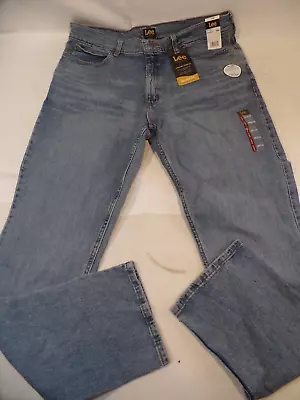 NEW LEE MEN'S JEANS Relaxed Fit Straight Leg 36x34 Icey Blue NWT • $12