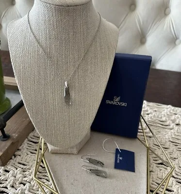 Swarovski Crystal Rhodium Plated Necklace And Drop Earrings - Vintage • $65