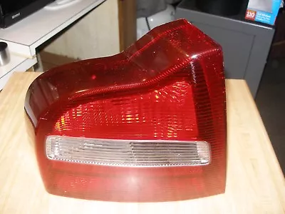 Volvo  S80 1999-03 Left/driver Side Oem Tail Light 9154486 2vp 007 962-07 • $85