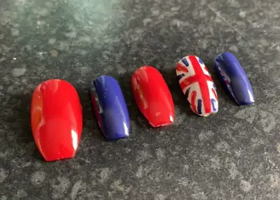 Hand Painted False Nails Coffin Union Jack Jubilee Full Cover 10 Nails 3 Sizes • £9.99