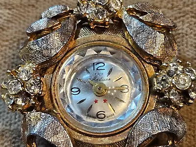 Vintage Ladies Pendant Watch -Needs Clean Or Fix • $15