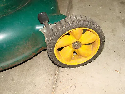 ONE FRONT WHEEL ------ YARDMAN By Mtd Push LAWN MOWER PARTS  • $9.95