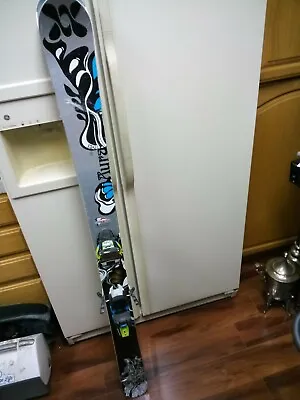 Volkl Aura 156 Womens Skis With Nice Marker Squire Bindings Great Condition! • $379