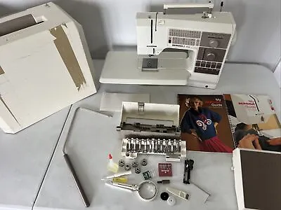 Bernina 1130 Sewing Machine • $799