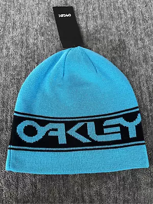 NEW Oakley TNP Reversible Beanie Regular Fit Blue Black • $18