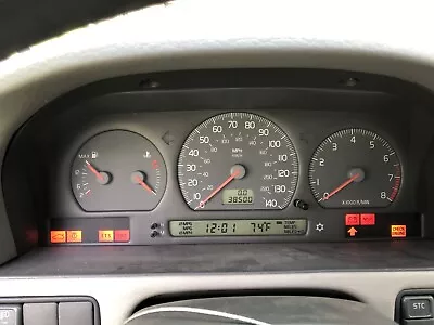 2004 Volvo C70 Convertible Speedometer Speedo Gauge Cluster Low 38500 Miles • $75