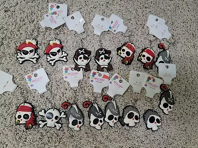 Vintage Pirate  Skull Bone Key Chain Party Favor Lot Of 15 NWT • $14.95