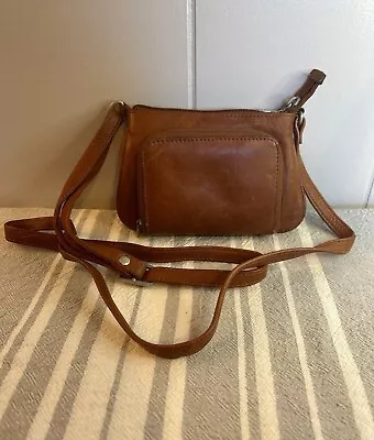 Vintage Leather Crossbody Paul & Taylor • $14