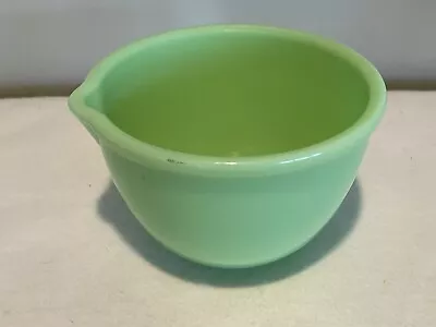 Sunbeam Mixmaster McKee? Jadeite Green 6.5  Mixing Bowl W/Pour Spout 4.25  Tall • $40