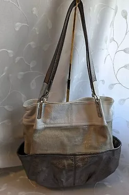 B.Makowsky Womens Handbag Leather /Gold Embossed Suede  • $25