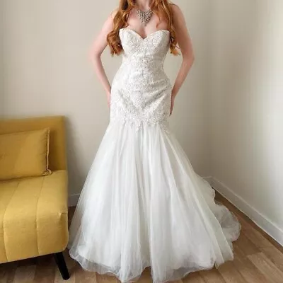 Madeline Gardner New York Wedding Dress • £320