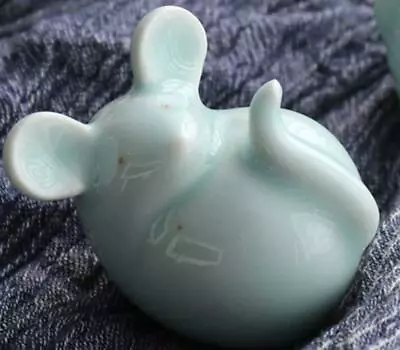 2.3  Chinese White Porcelain Ceramics 12 Zodiac Lovable Mouse Figurine Statue  • $20.23