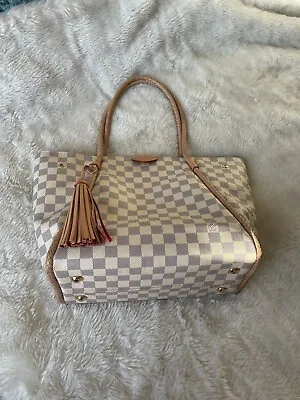 $1800 • Buy Authentic Louis Vuitton Bag