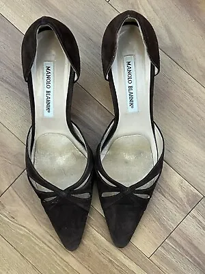 Manolo Blahnik  • $100