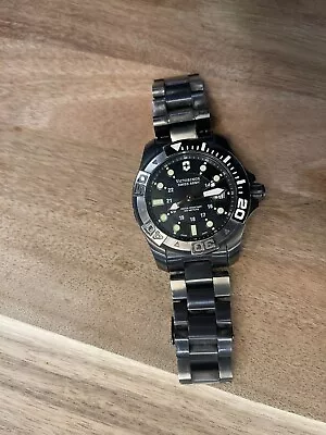 Preowned - Victorinox Swiss Army Dive Master 500 Watch - 241429 • $300