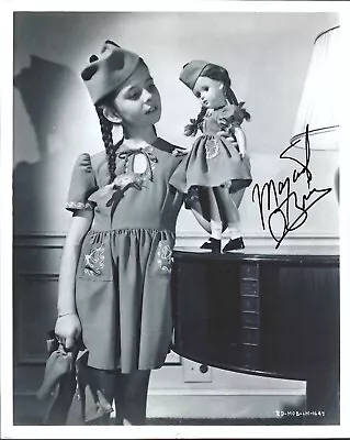 Vintage Margaret O'Brien & Girl Scout Doll 8 X 10 Satin Celebrity Photo SIGNED • $39.95