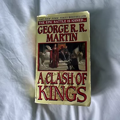 A Clash Of Kings George RR Martin 1999 Bantam 1st Edition 1st  Printing PB • $8.25