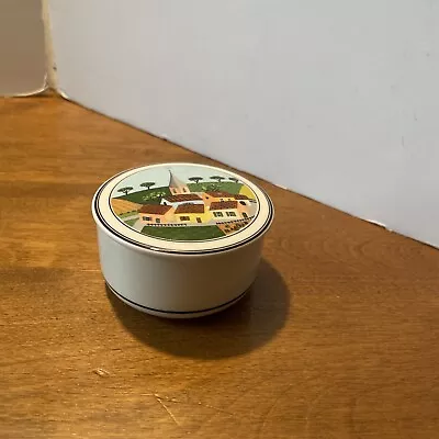 Villeroy & Boch Naif Round Small Trinket Box Church Steeple • $14.99