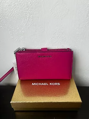 Michael Kors Jet Set Wristlet Purse  • £60