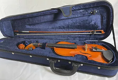 De Villier Kids Violin 1/2 With Case And Bow. • $99