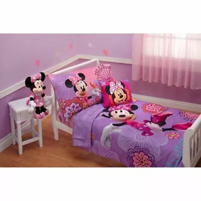 Disney 6090416 Minnie's Fluttery Friends Toddler Bedding Set - Lavender • £38.88