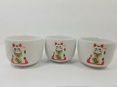 MANEKI NEKO Set Of 3 Tea Cups Good Fortune Cat Porcelain JAPAN  With Defect READ • $18.95