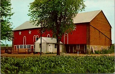 Vintage Postcard Pennsylvania Dutch Barn With  Hex Signs  • $8.25