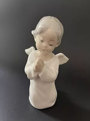 Lladro Praying Angel Child 4538 Glossy Porcelain Figurine Hand Made Spain Glossy • $22