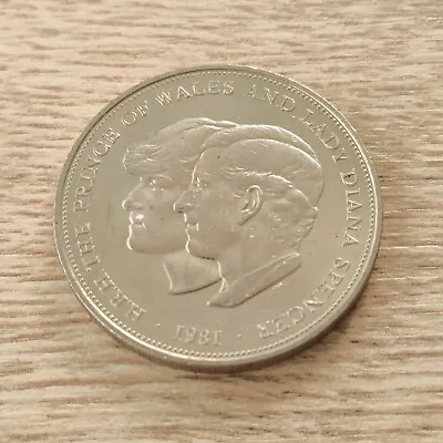 HRH The Prince Of Wales And Lady Diana Spencer 1981 Wedding COMMEMORATIVE COIN • £0.99