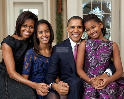 President Barack Obama & First Lady Michelle With Daughters  8x10 Photo (ee-070) • $8.87