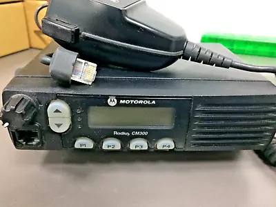 Motorola Radius CM300 UHF 32 CH 40W AAM50RPF9AA1AN  W MIC MountPROGRAMMED • $289
