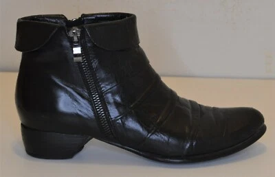 $49 • Buy Woman’s Everybody Side Zip Leather Bootie – 38/8