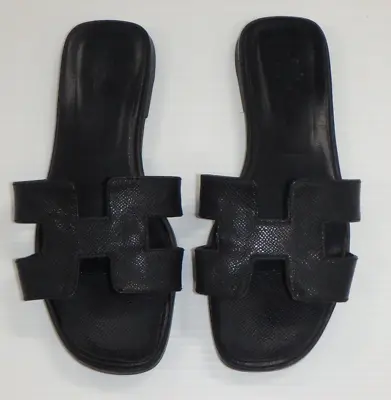 $150 • Buy Pair Vintage Hermes Italy Leather Oran Black Sandals - Size 38