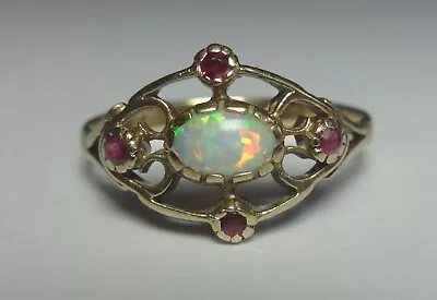 9ct Yellow Gold Opal And Ruby Ring 1.8g • £95