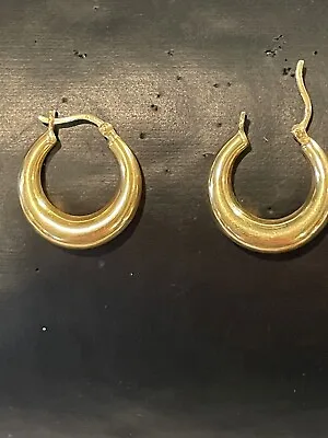 18K Charles Garnier 5/8  Yellow Gold Hoop Classic Earrings • $400