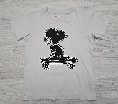 UNIQLO X KAWS X PEANUTS Snoopy Skate Graphic T Shirt - White Age Size 5-6 Years • £6.50